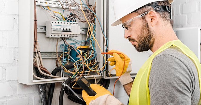 Electrical Apprenticeships | How to Become an Electrician | Skill Hire