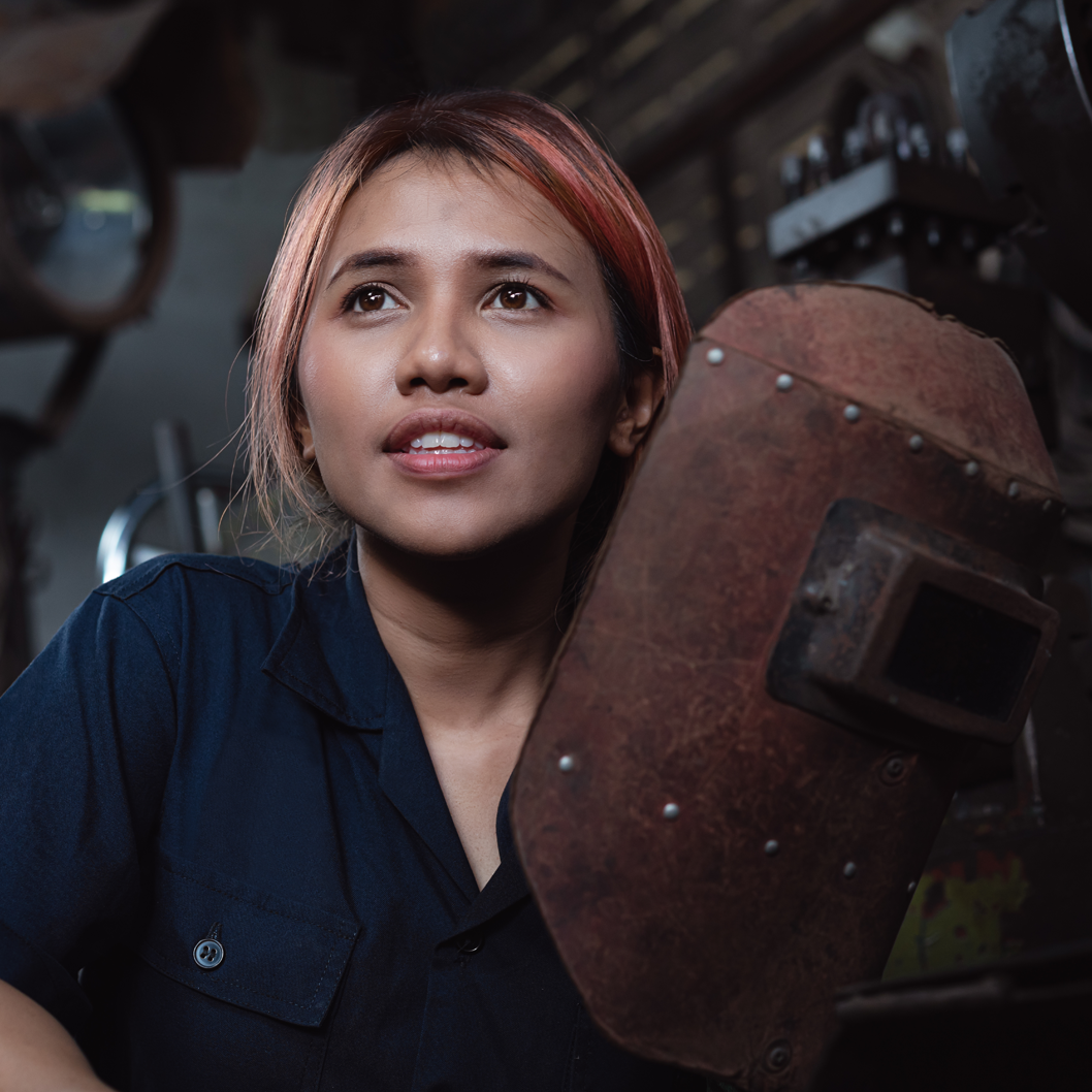 apprentice---welding-sq Female apprentice welder